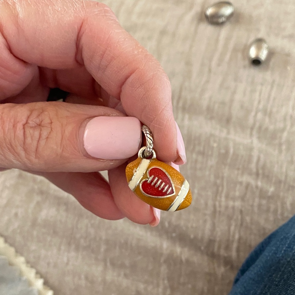 Brighton football charm and beads - Picture 5 of 6